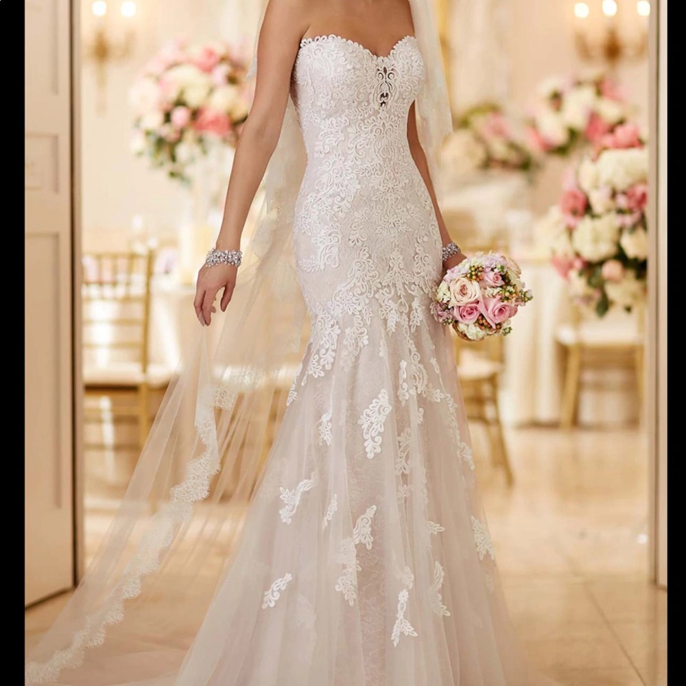 NWT Stella York 6257 in Ivory - Size 12
